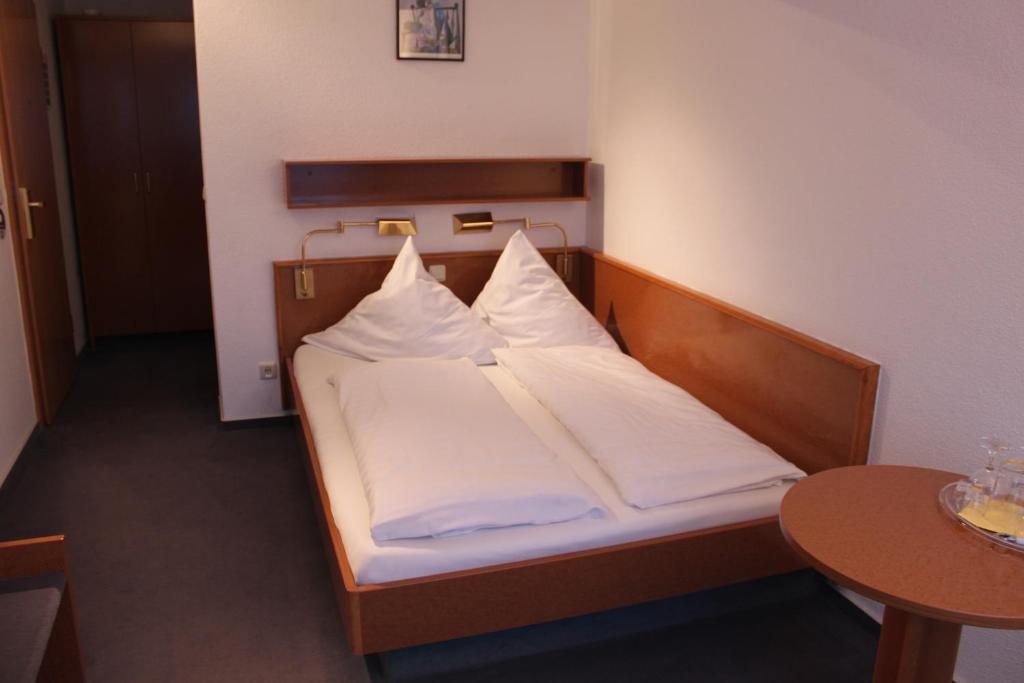 Hotel Roemerstein Mohuč Pokoj fotografie